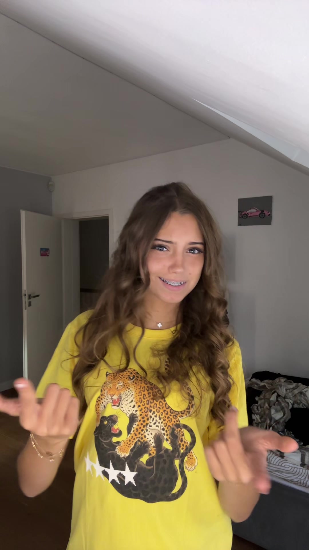 @antosikk_