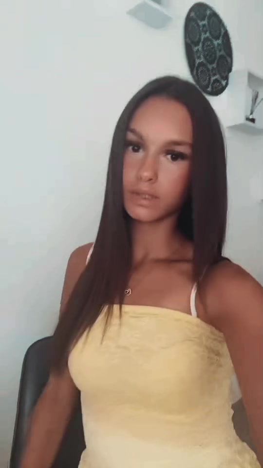 @Capucyneeee