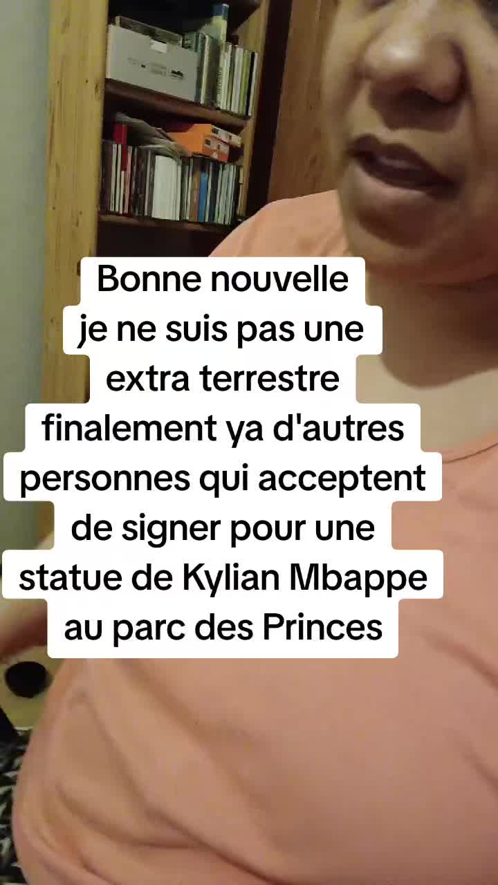 @Lucie Sika