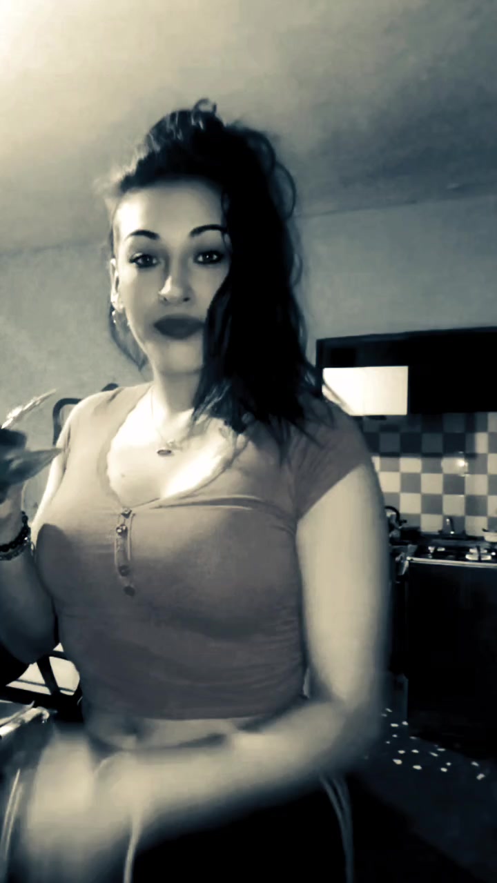 @LORE_FALCONMIPASI&Ograve;N