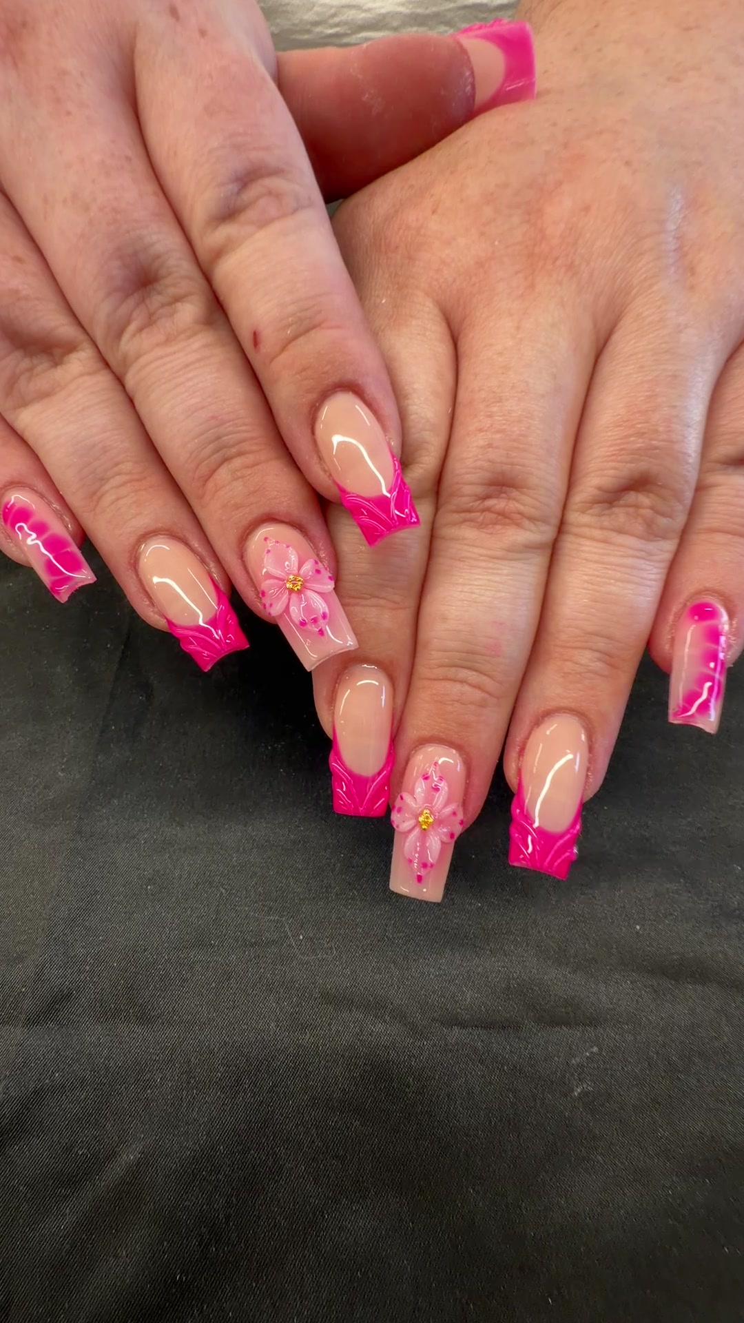 @Perfect10Nailspa