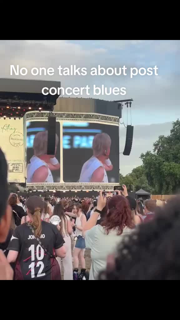 @lisaaaaaaa