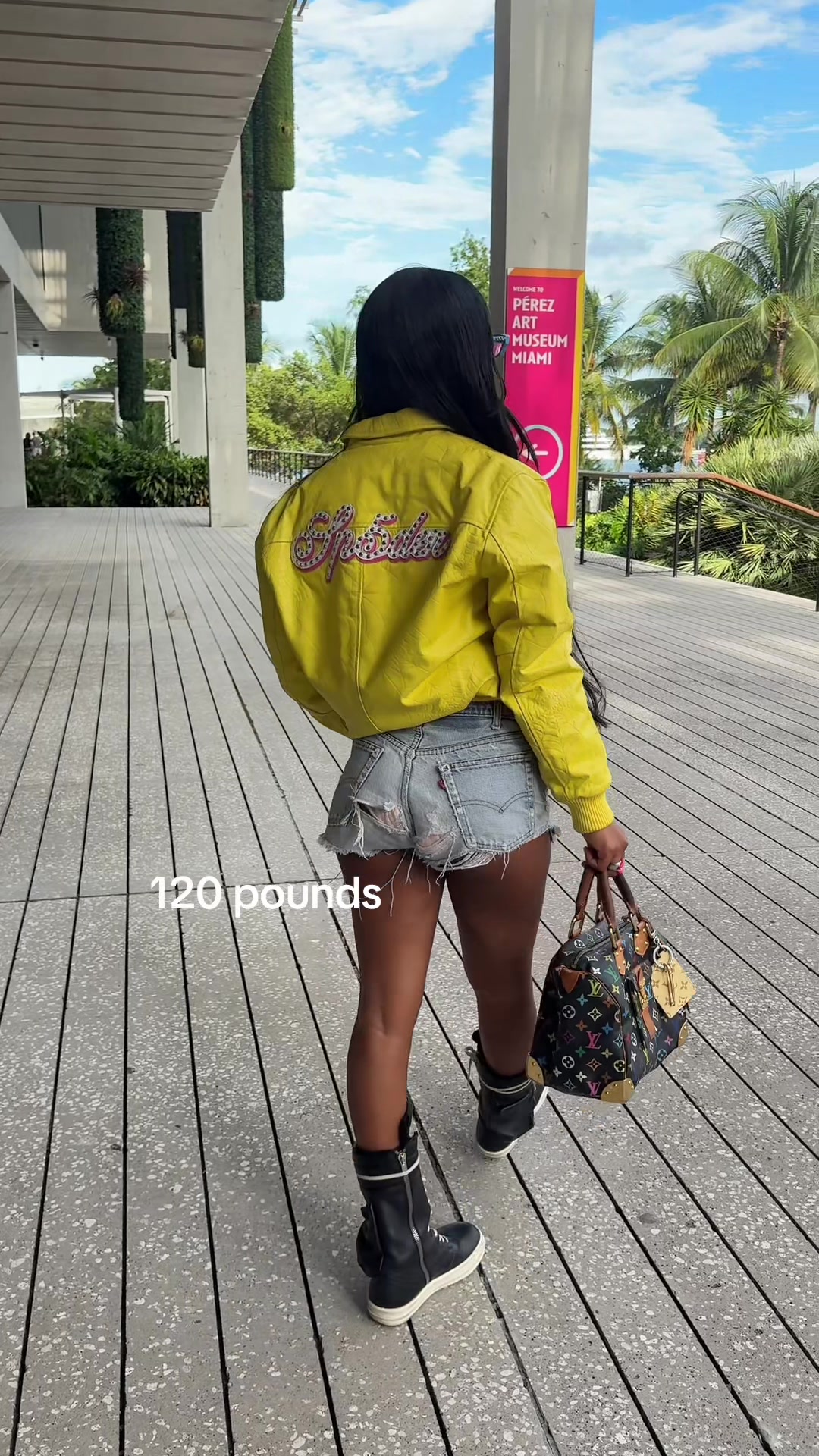 @Larah 🫧