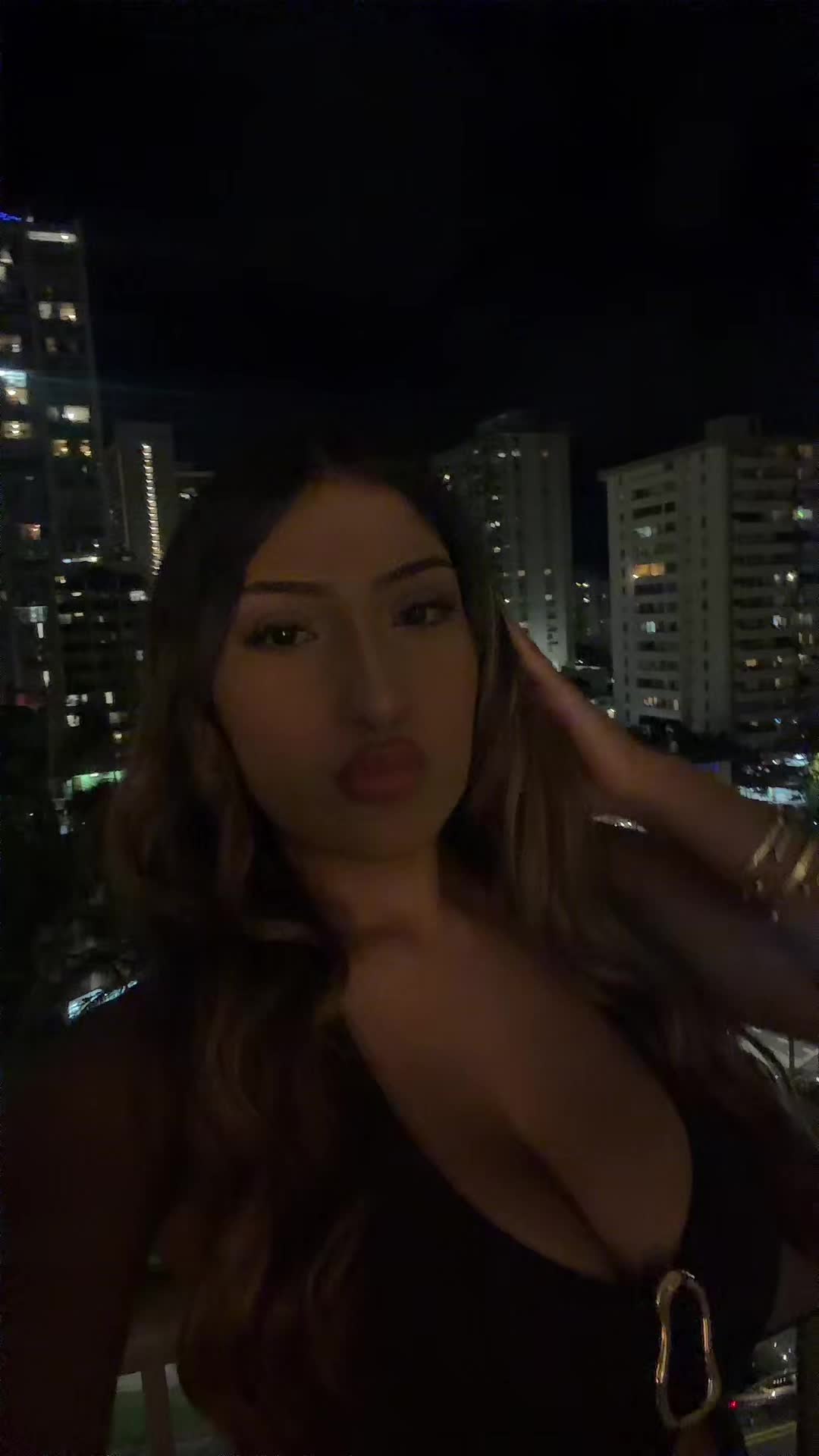 @r