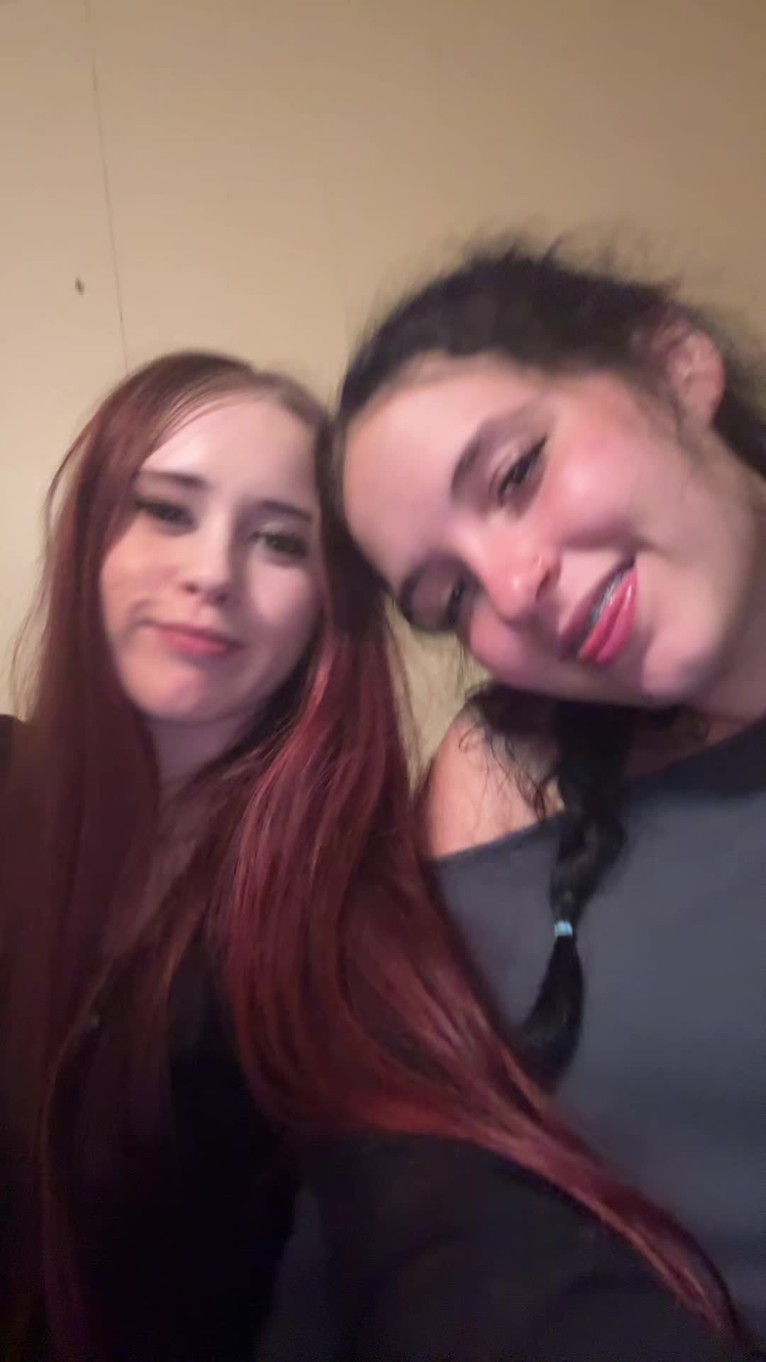 @😜😜