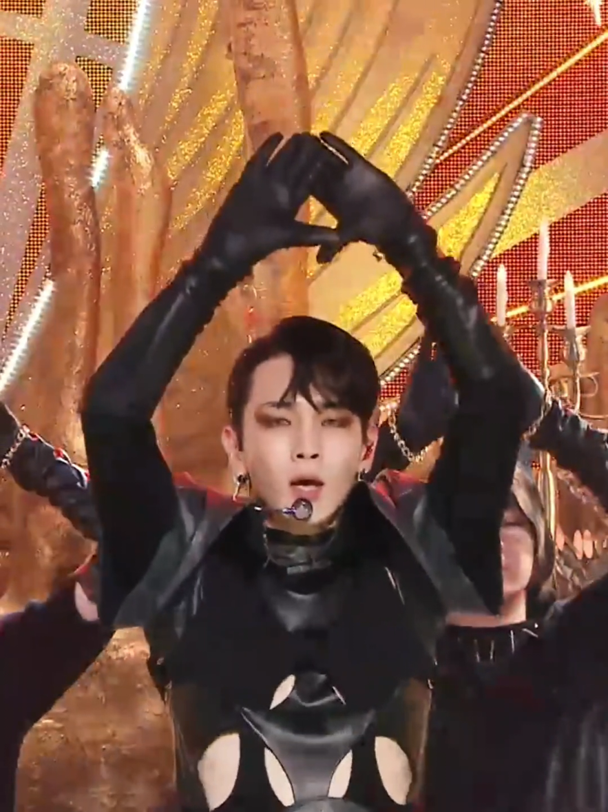@Blingers/Shawol