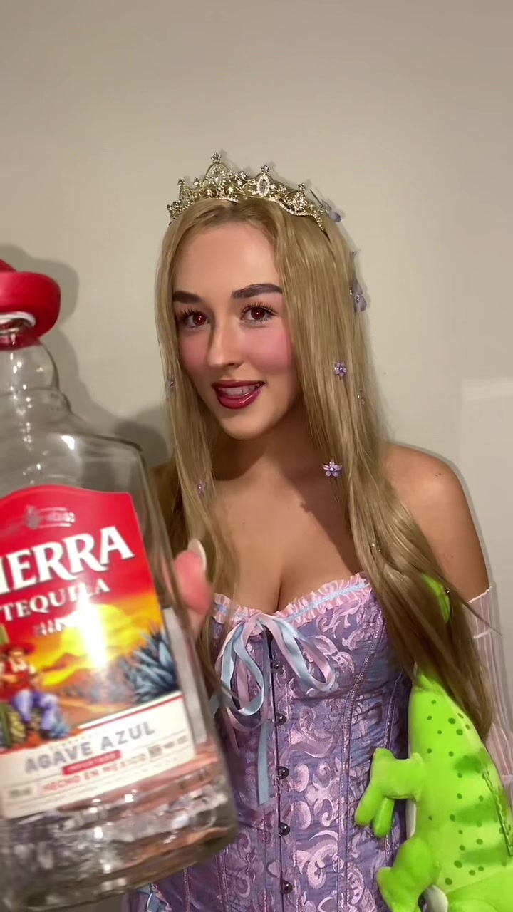 @jessica elliott