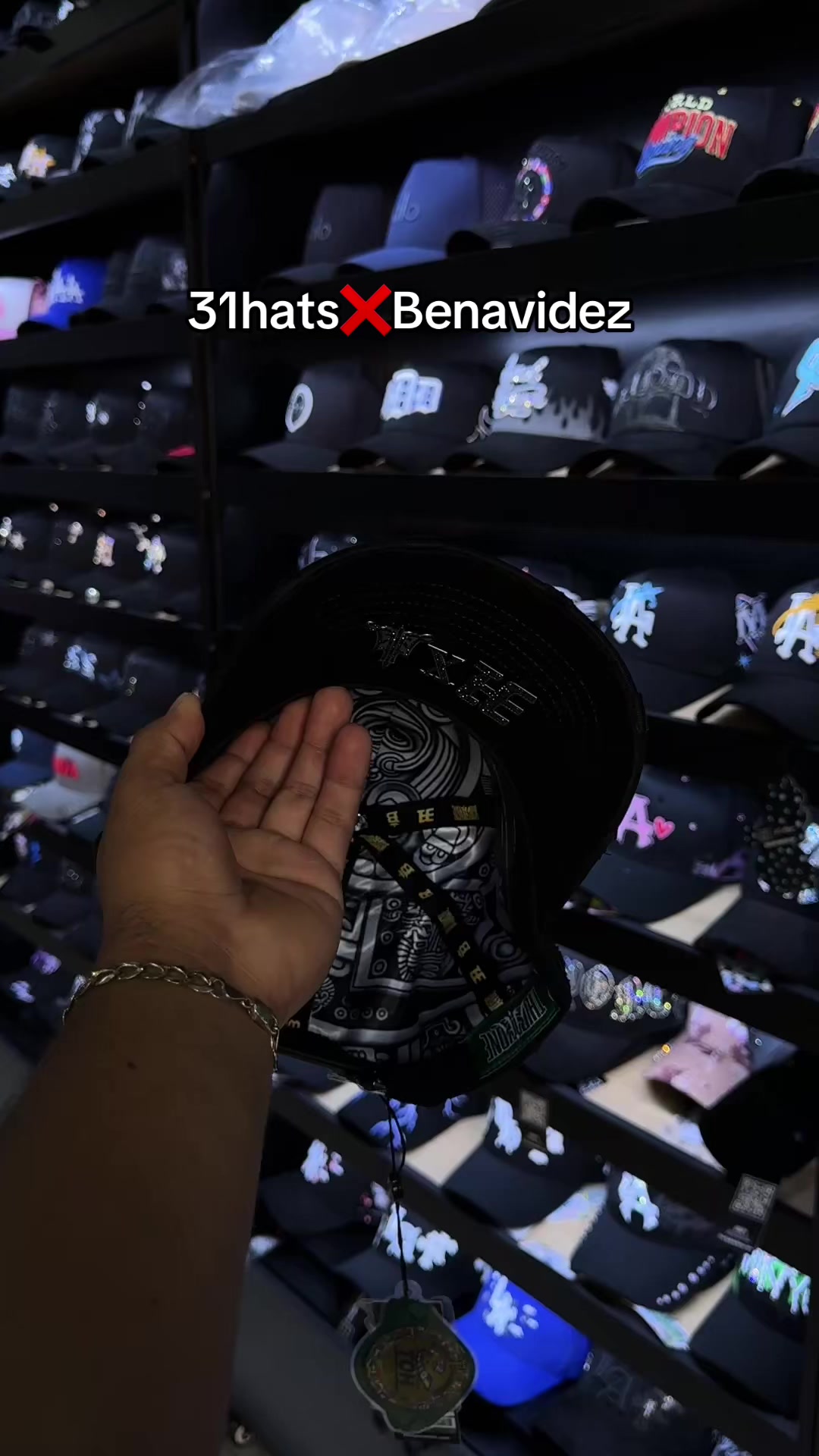 @STYLISH.CAPS