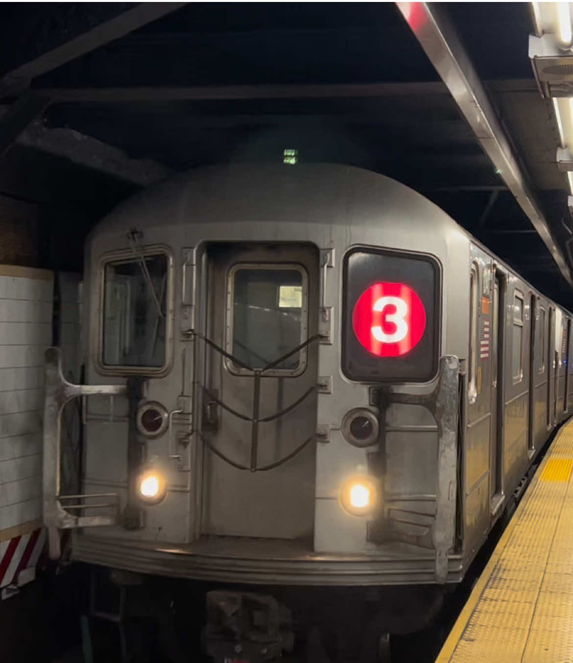 @R32 (J) train official