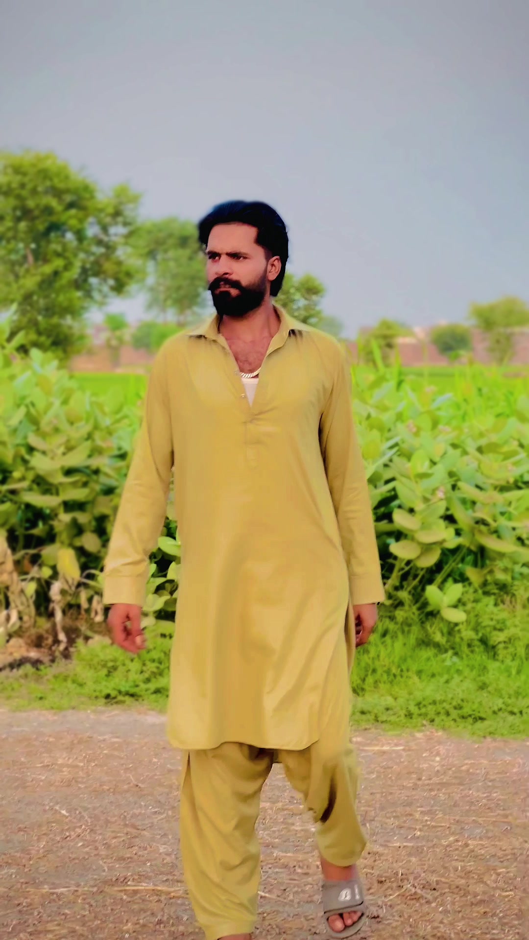 @Fani Mohal302🇵🇰🇧🇭