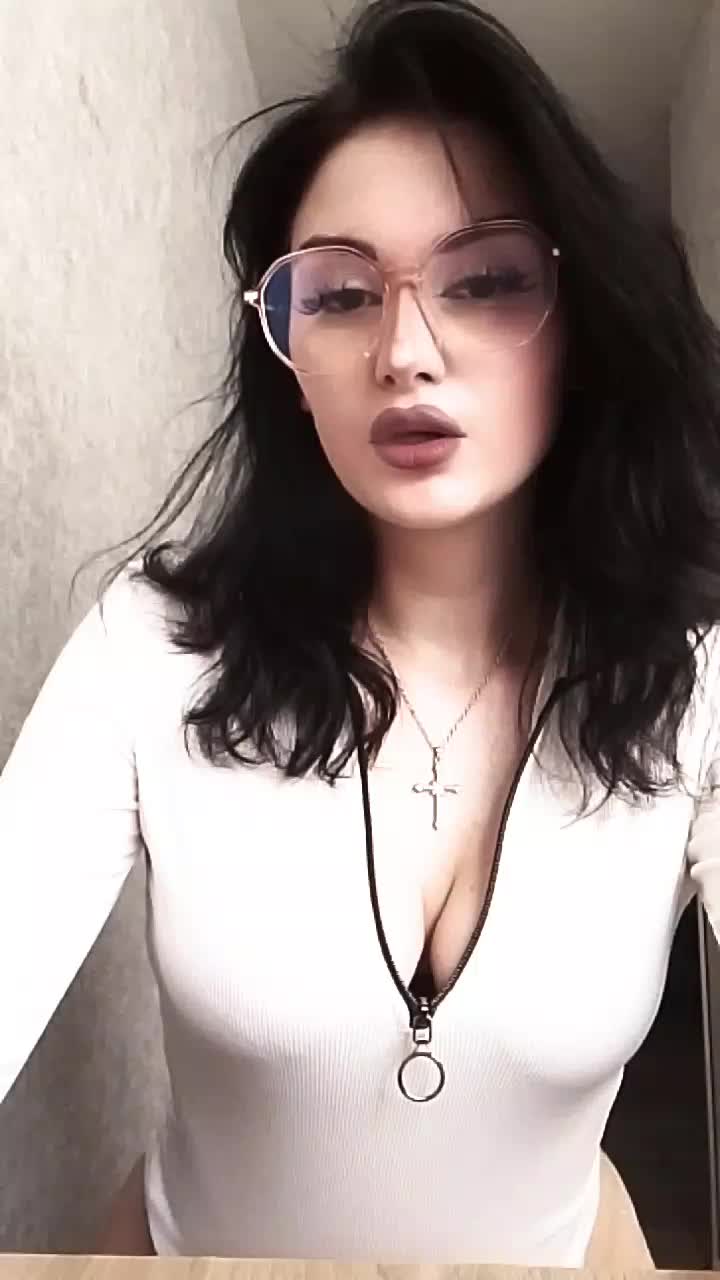 @Ҝ丨尺卂