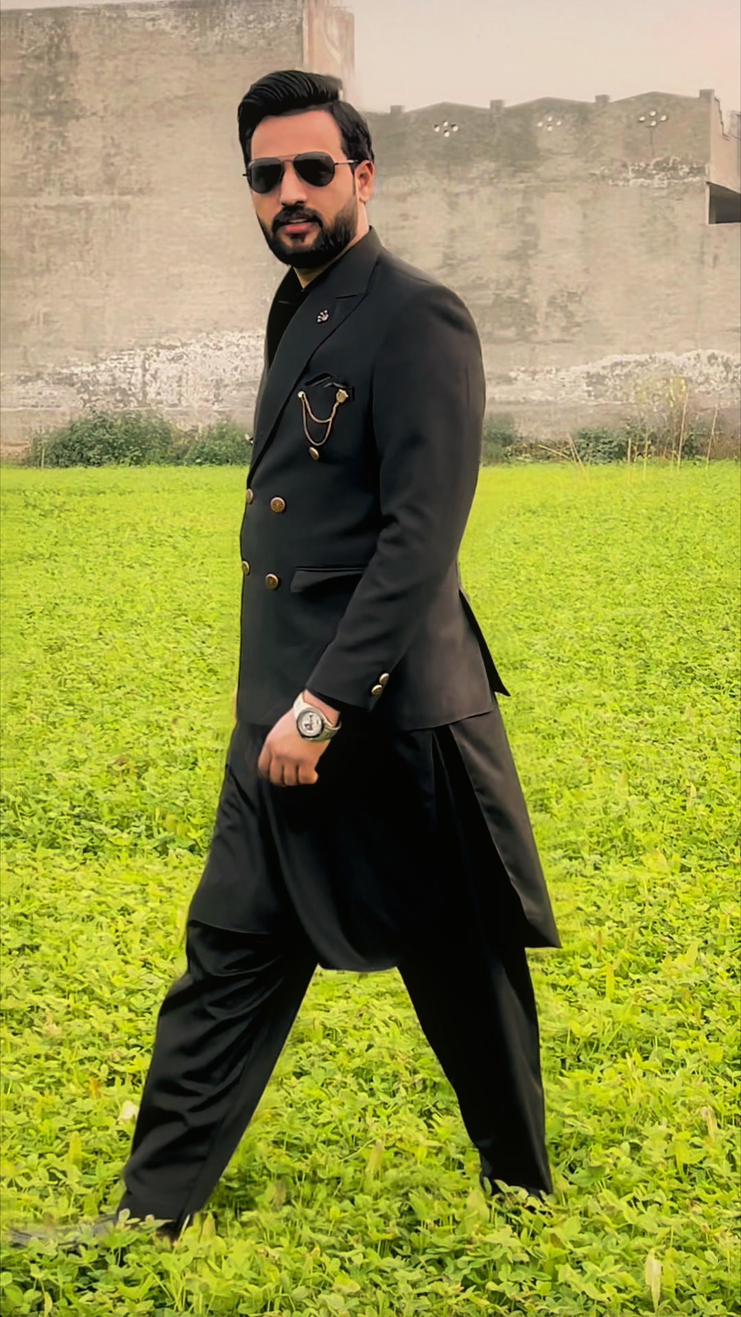 @Taimur