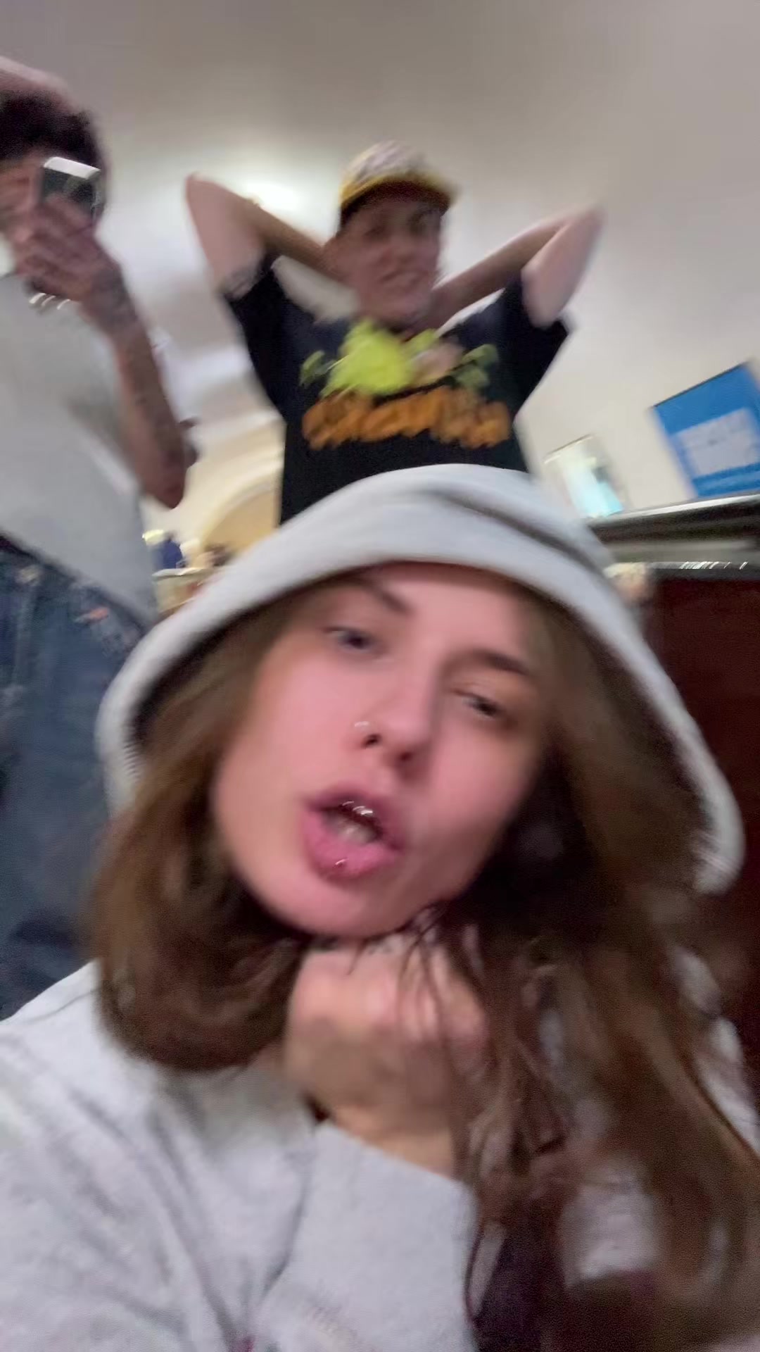 @рина паленкова