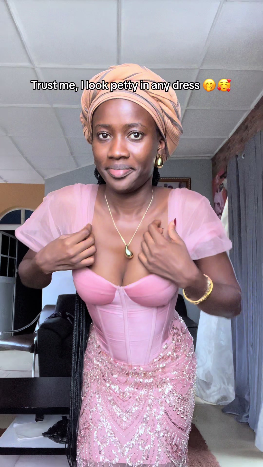 @joycee_chic