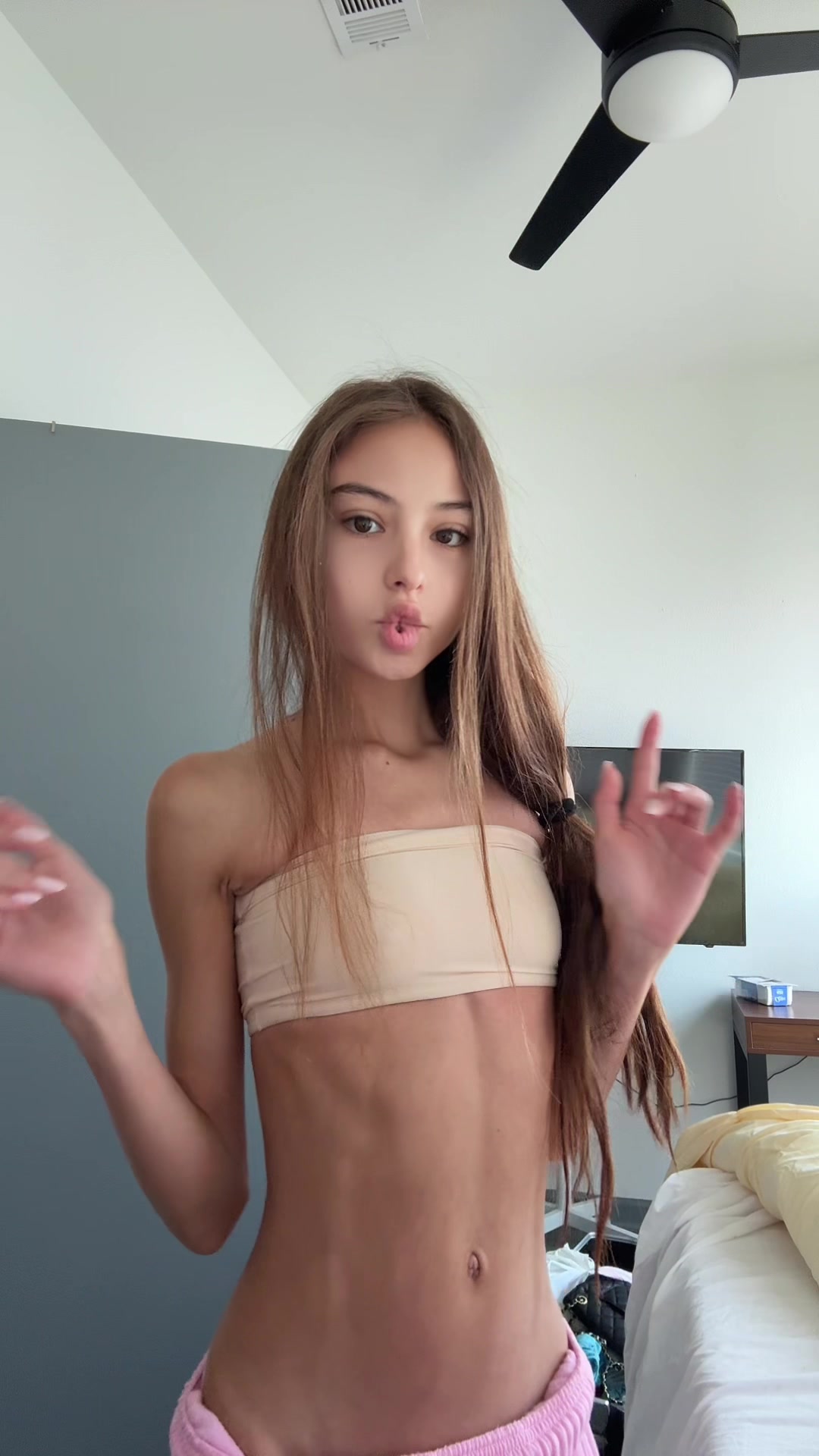@tristynsummer