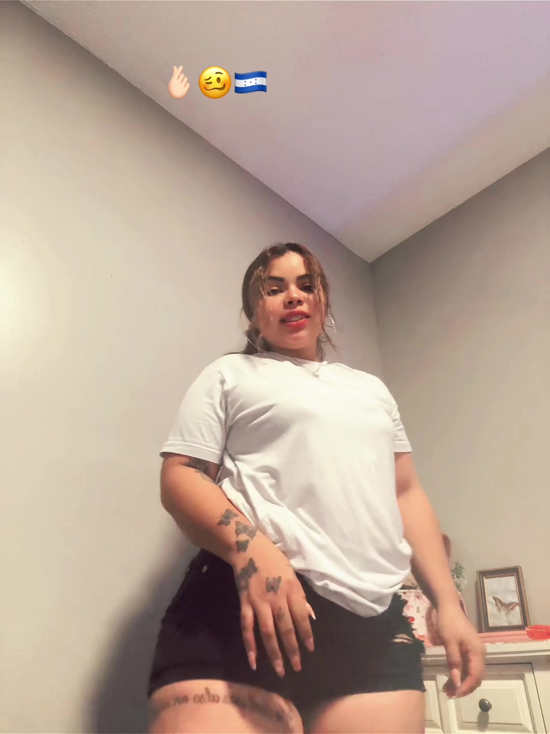 @valeria 🦋