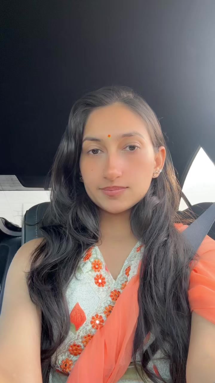 @Titiksha Gaur💙🫰🏻🦋