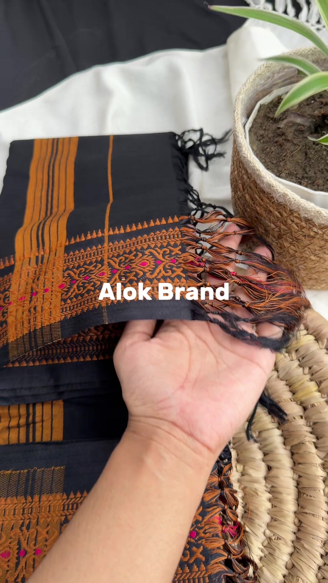 @Alok Brand✨