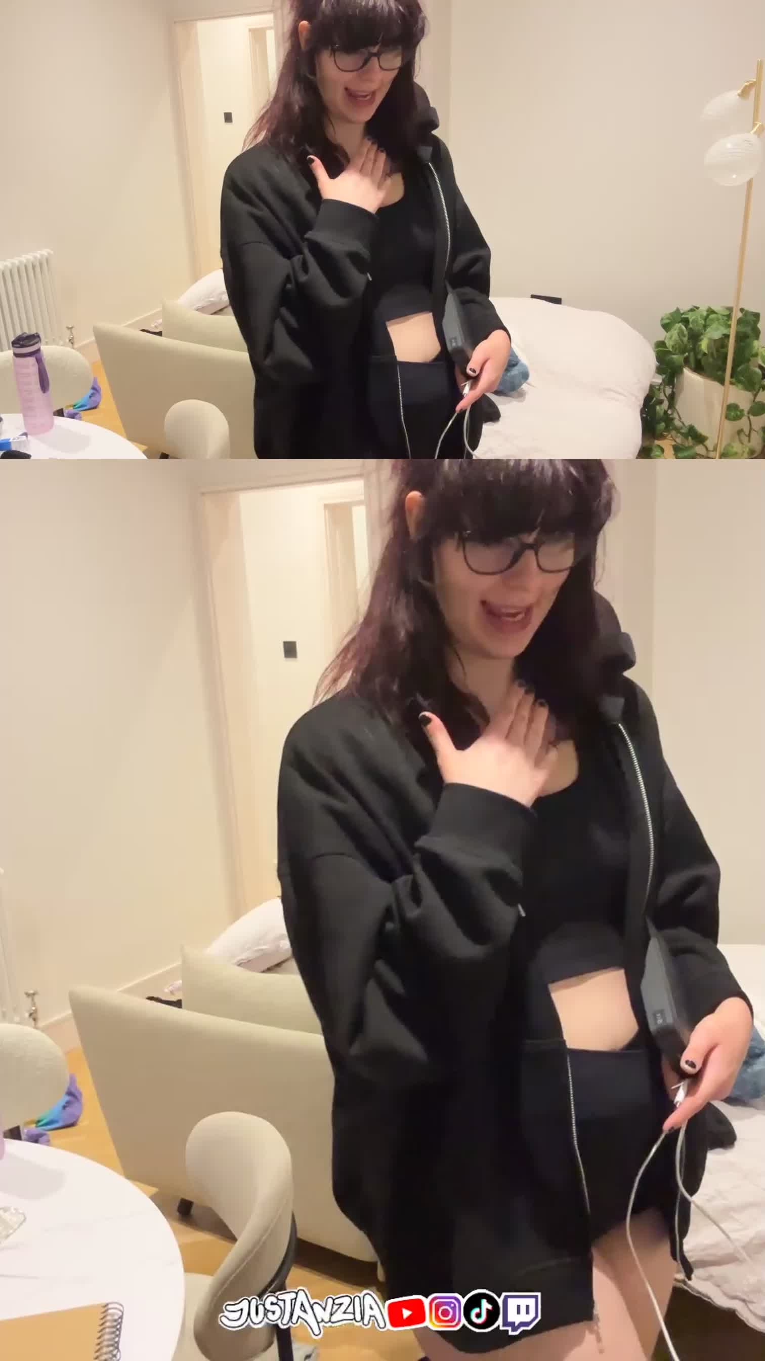 @Anzia ๐