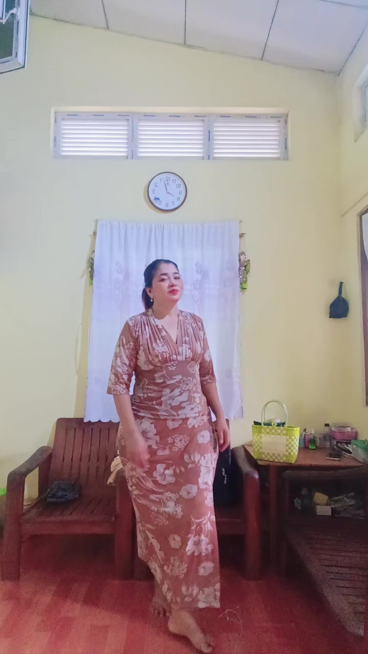 @Sandar_Thein_Official