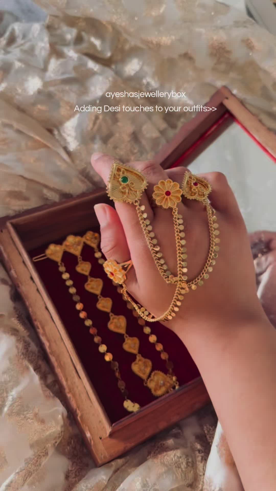 @Ayeshas Jewellery Box