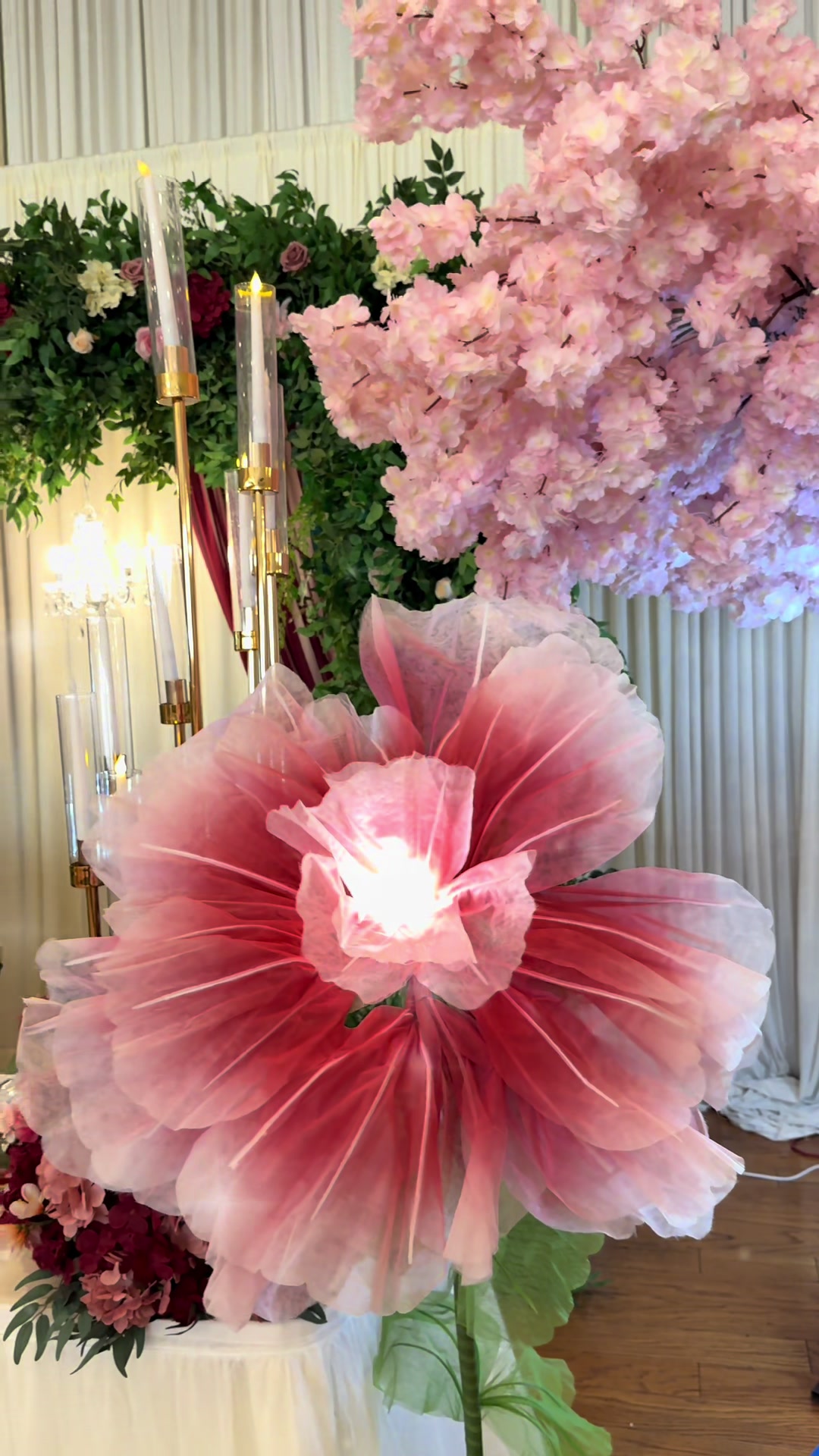 @PinkLadyDecorations