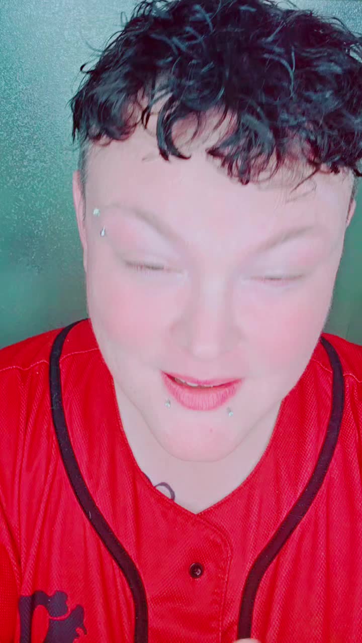 @KingSteph👑🤙🌈