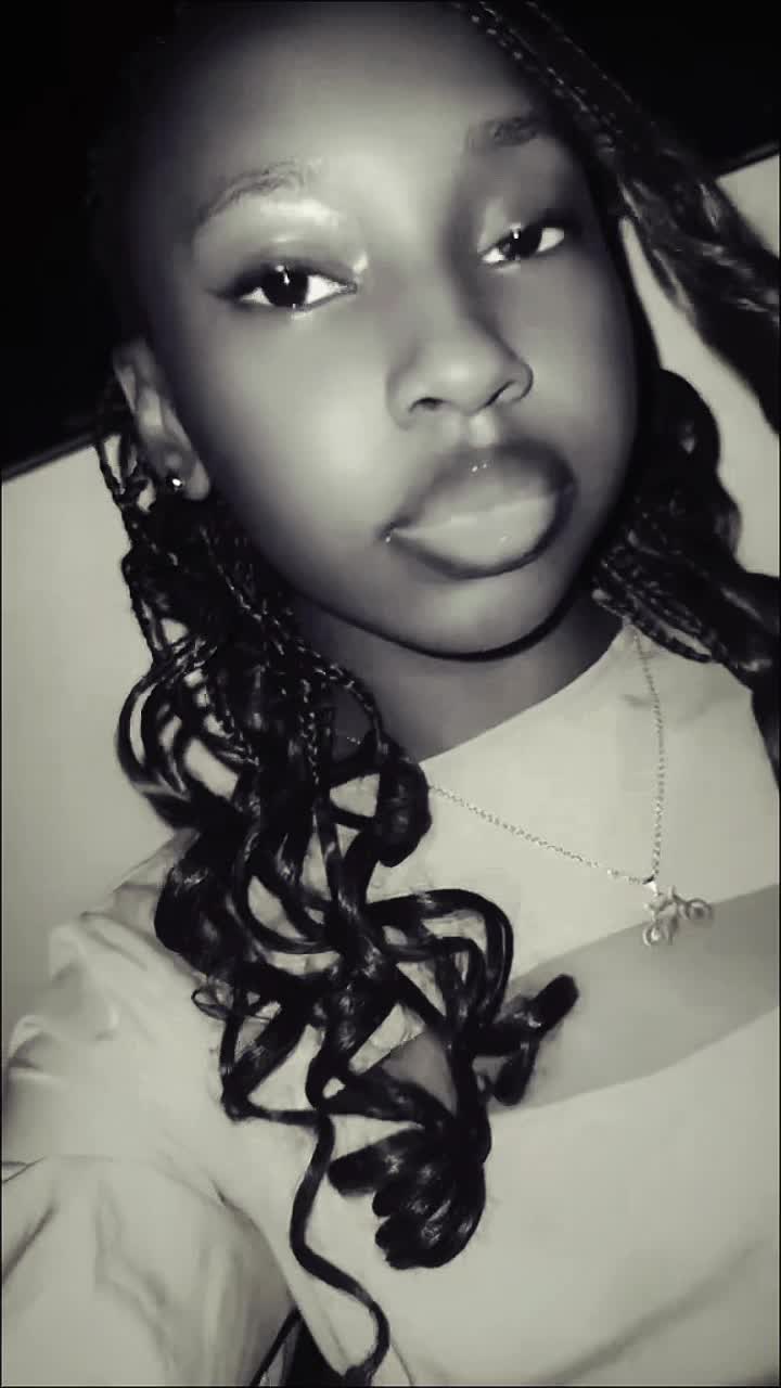 @Nissah🌚💕!