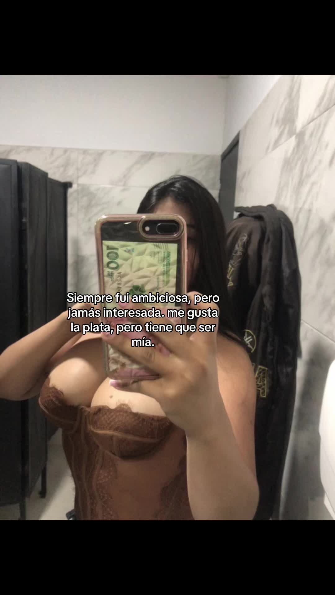 @Valentina G😻