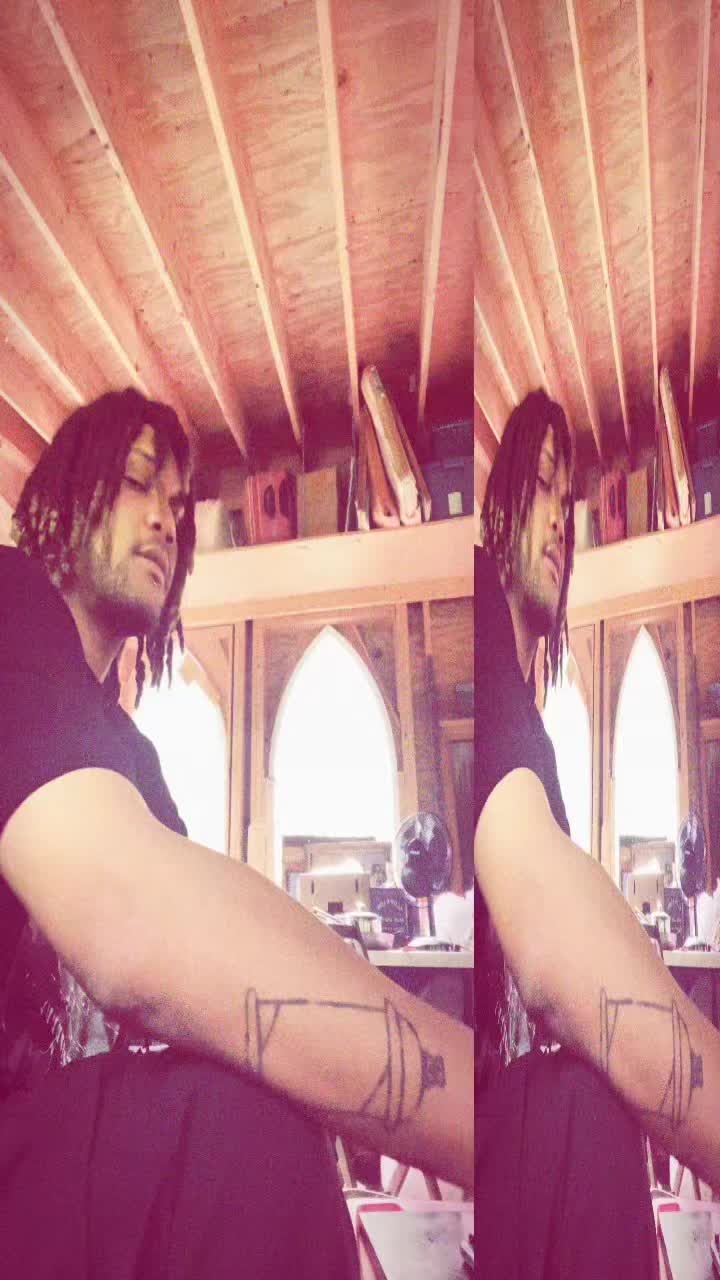 @Gr3y_Demon