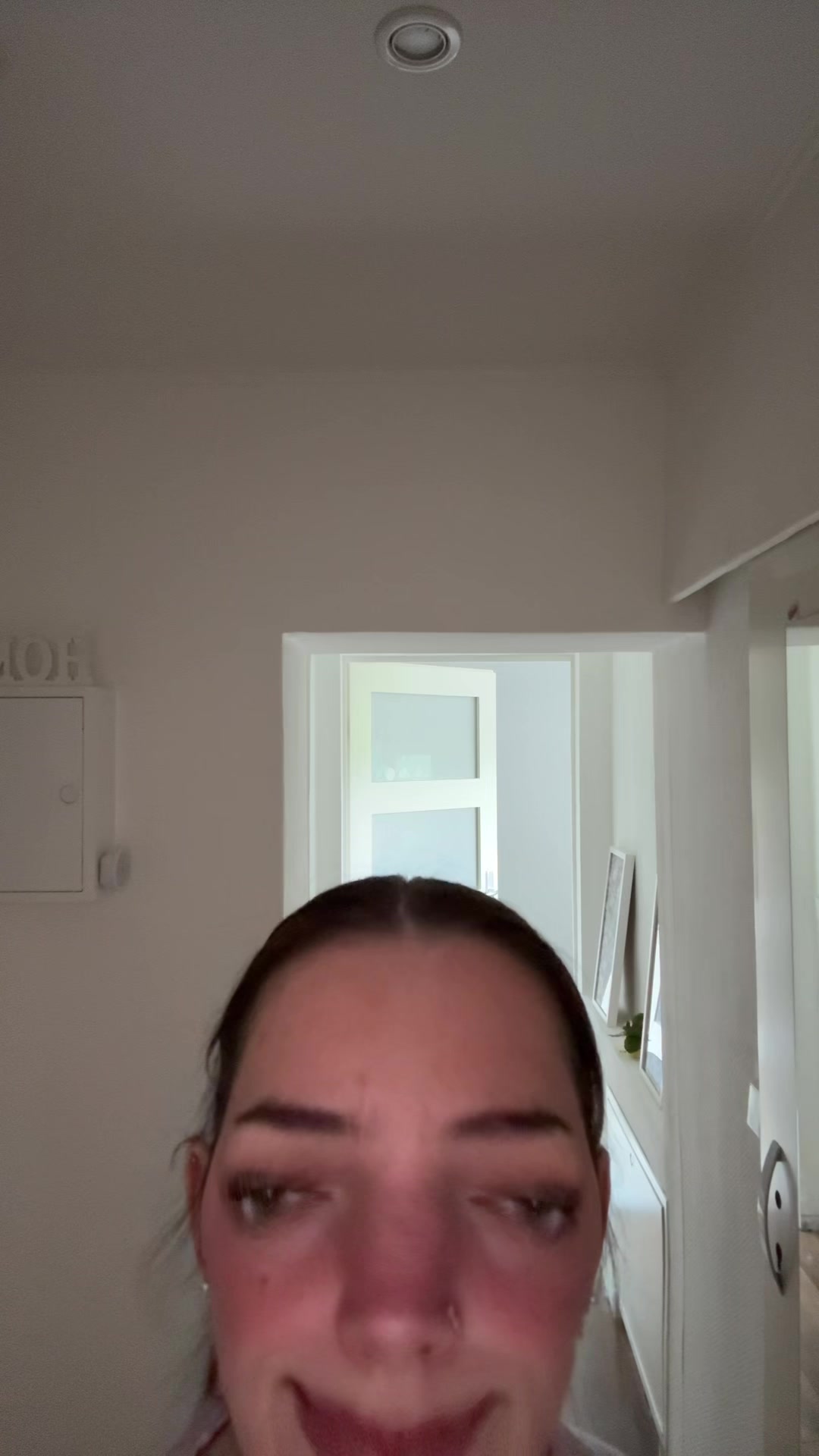 @𝐇𝐀𝐍𝐍𝐀𝐇𝐋𝐔𝐈𝐒𝐈𝐄𝐍𝐍𝐄