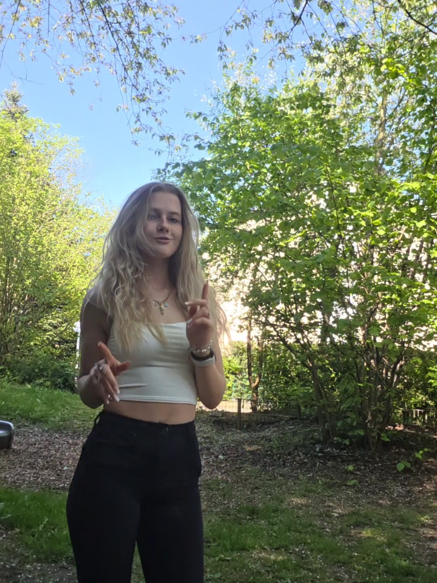 @𝕰𝖑𝖊𝖓𝖆🧚&zwj;♀️