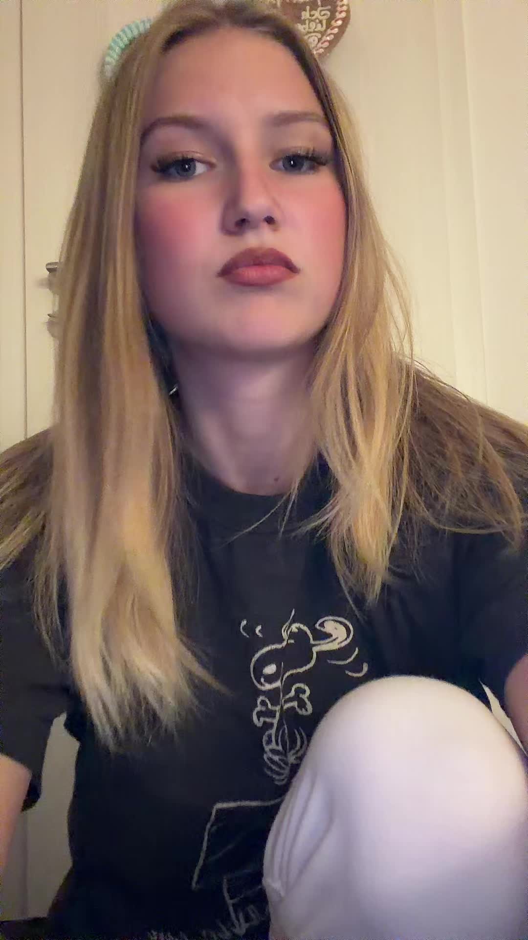 @L&uuml;llyyy🎬