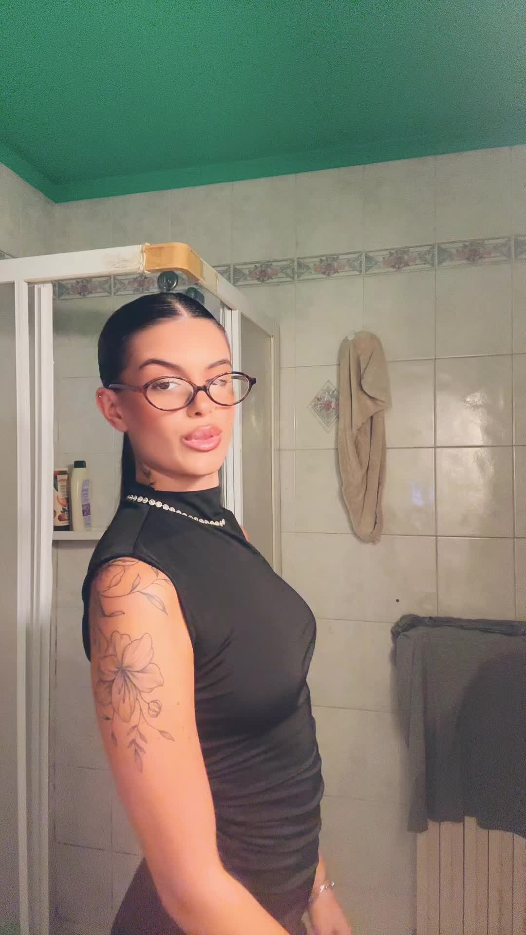 @anita🖤