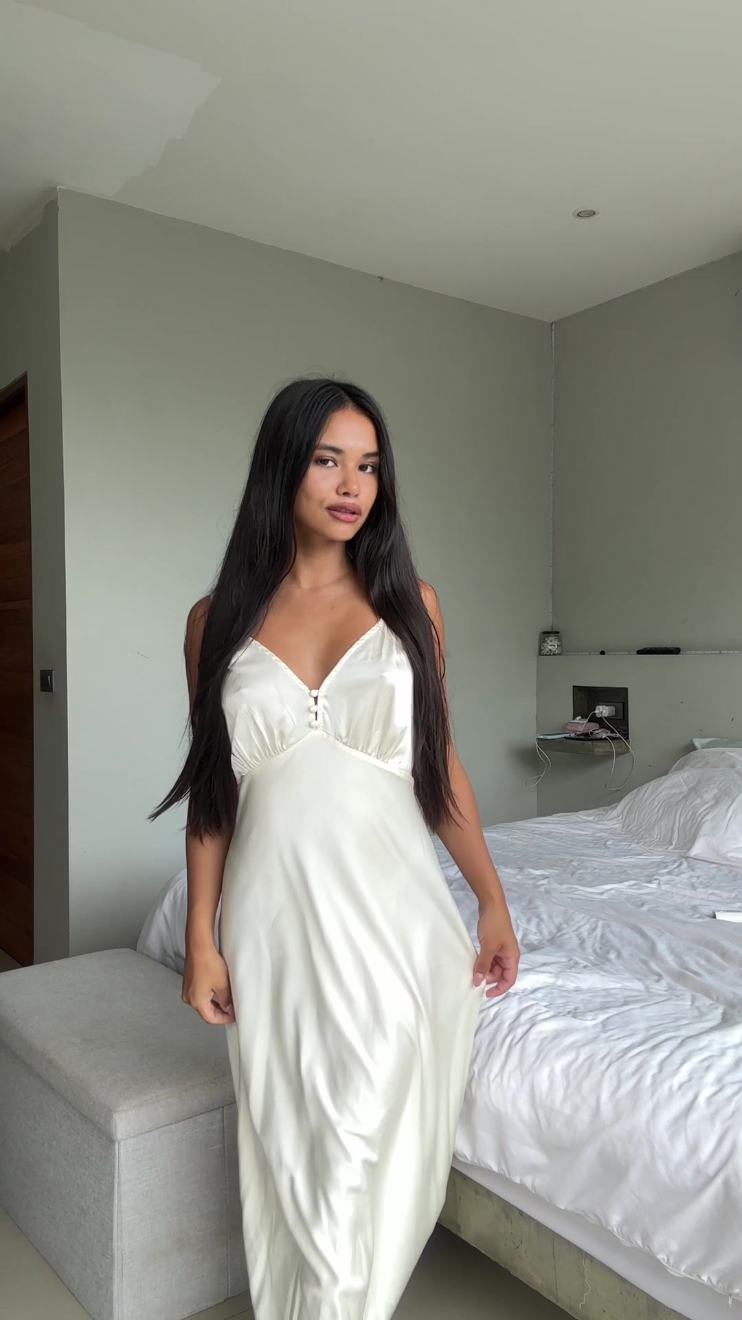 @itslararaes