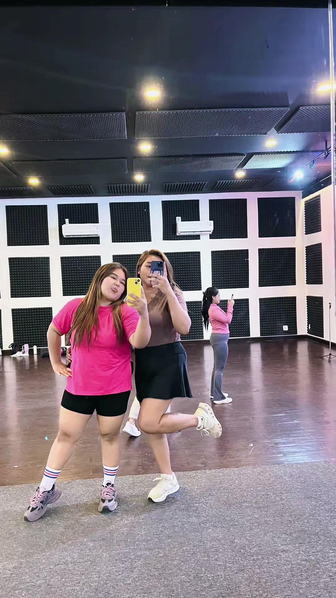 @Ayyuu