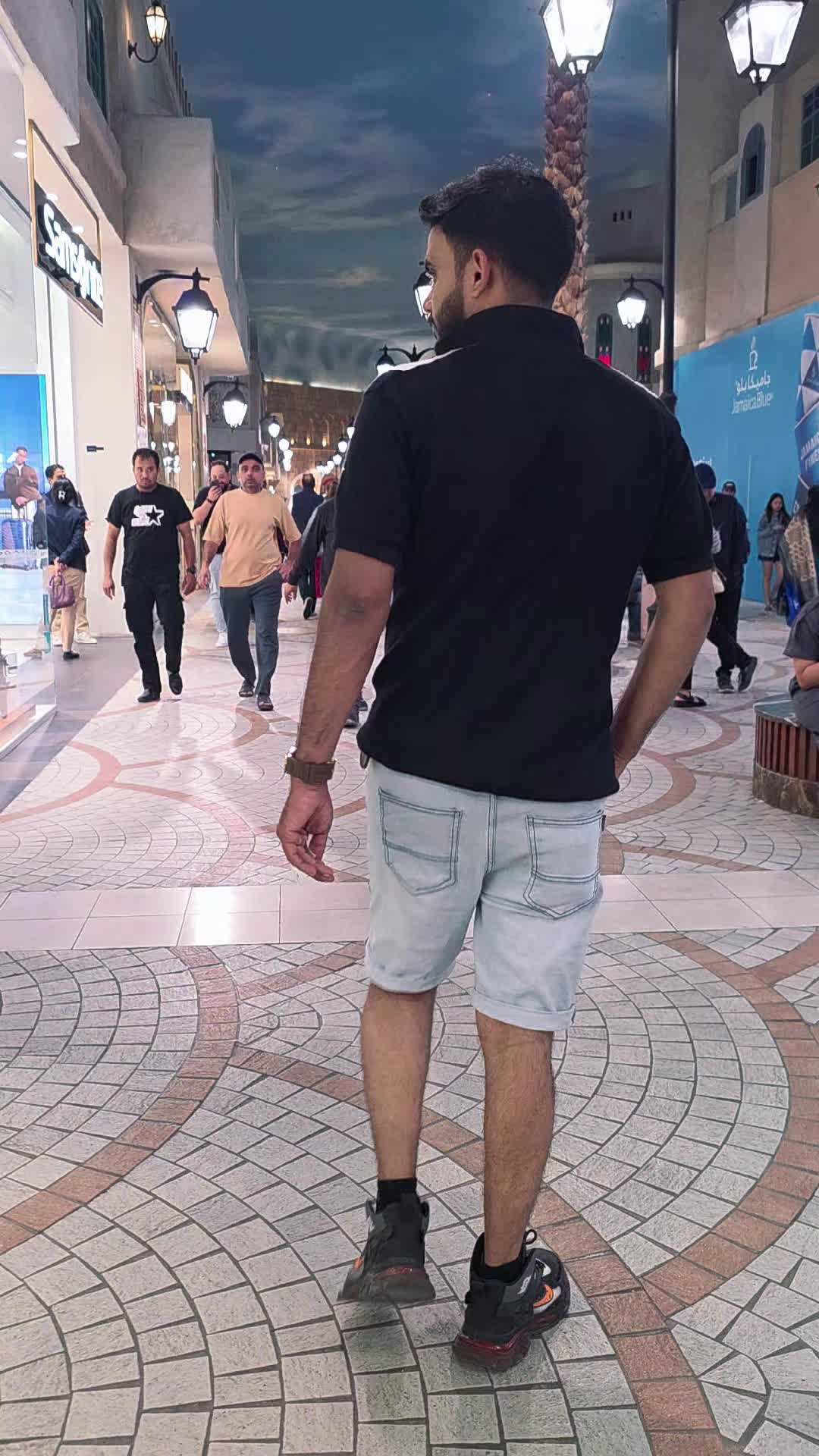 @SHAIK🇮🇳🇦🇪😎✌️