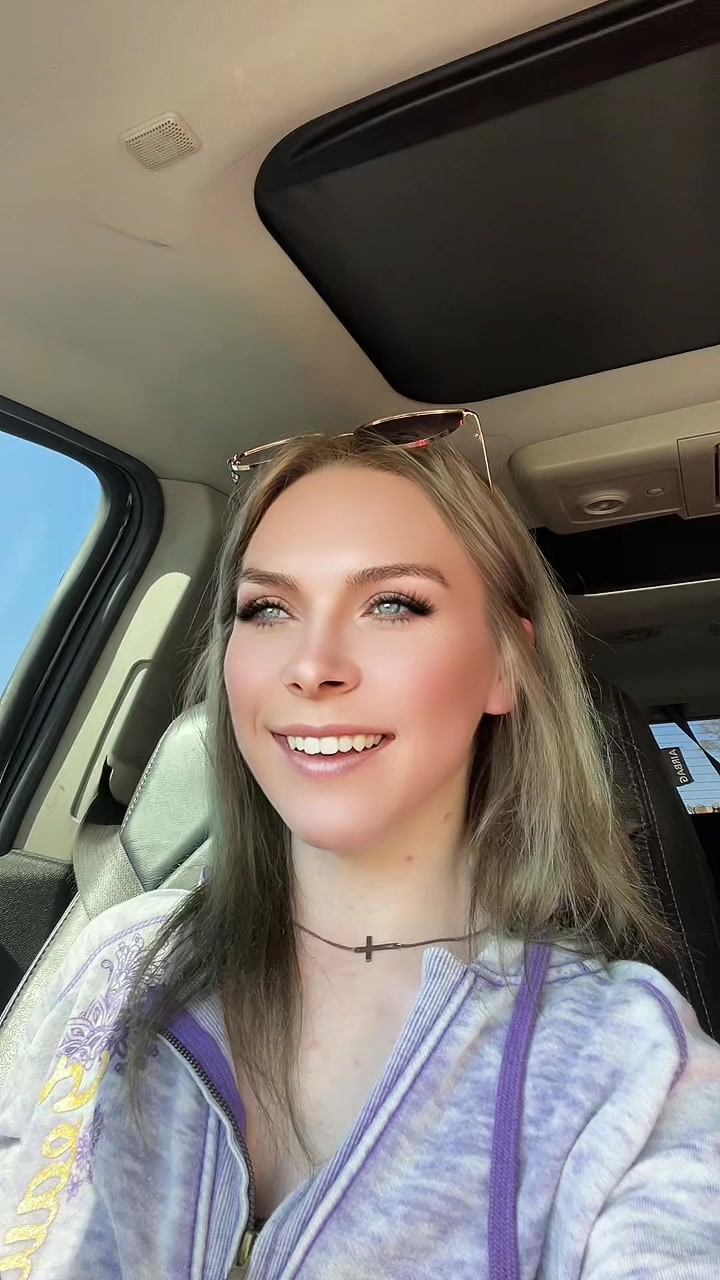 @breannaestelle