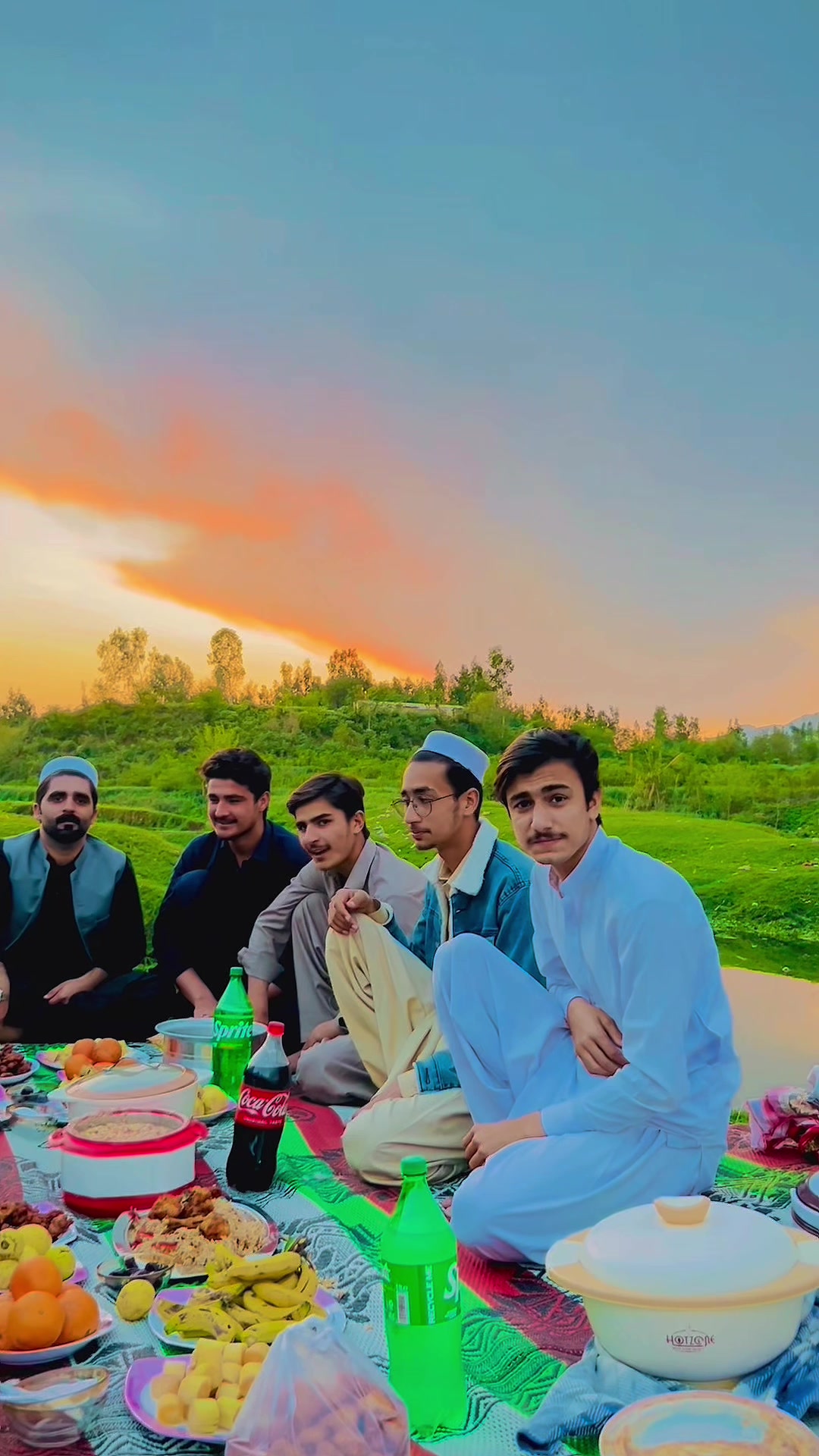 @HaMzA🤍🕊✨️