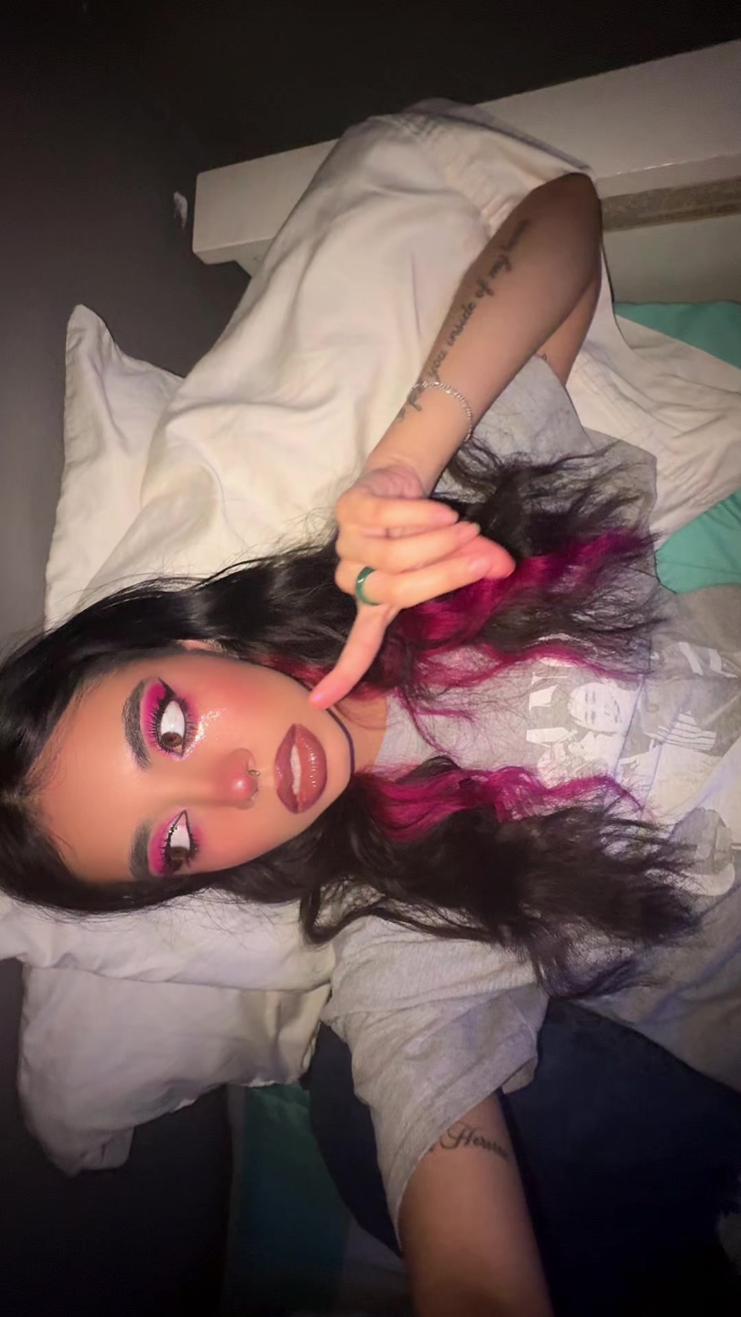 @𝔍𝔞𝔷𝔷𝔶 𝔏𝔬𝔭𝔢𝔷