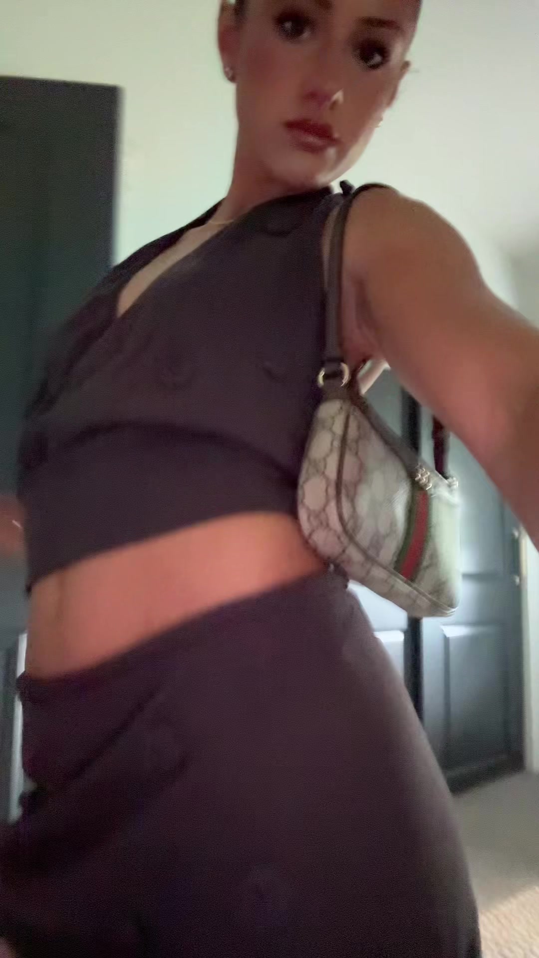 @avapradellii