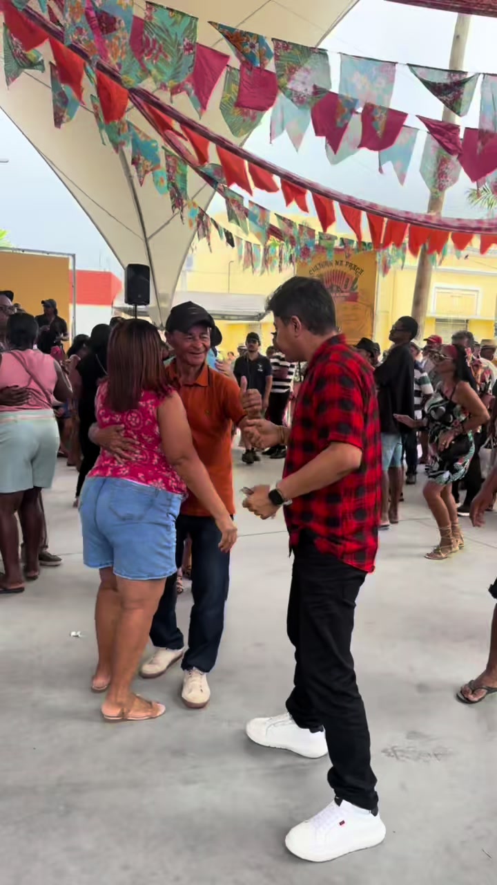 @Zé bebinho da mamãe oficial