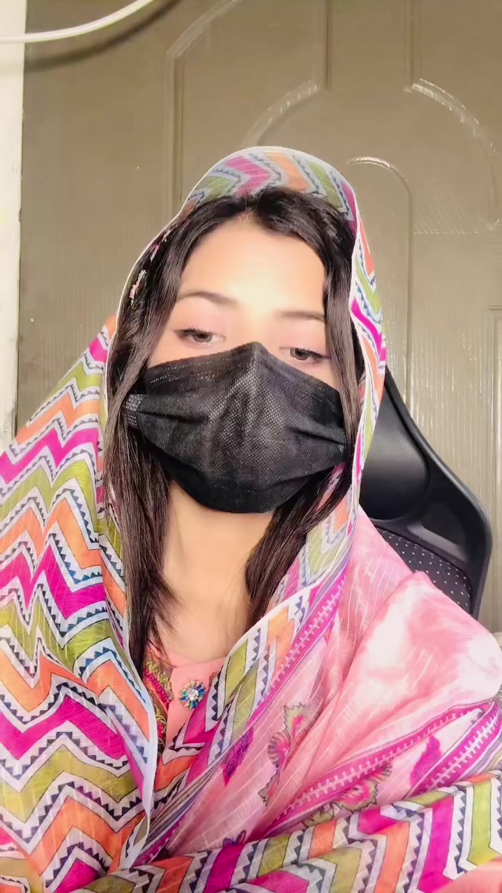 @✨&Scaron;ona\ Řajpoot👑