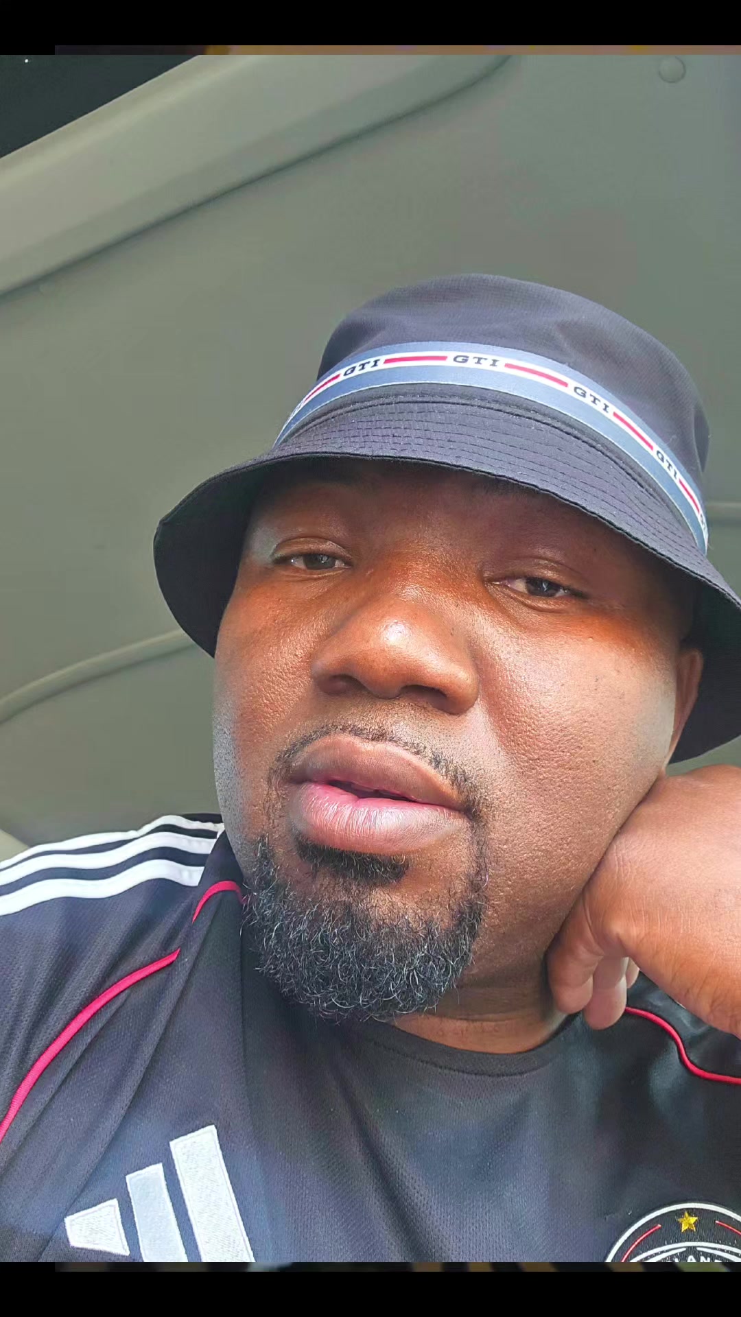 @Skhumba Mshana ka Ngcolosi