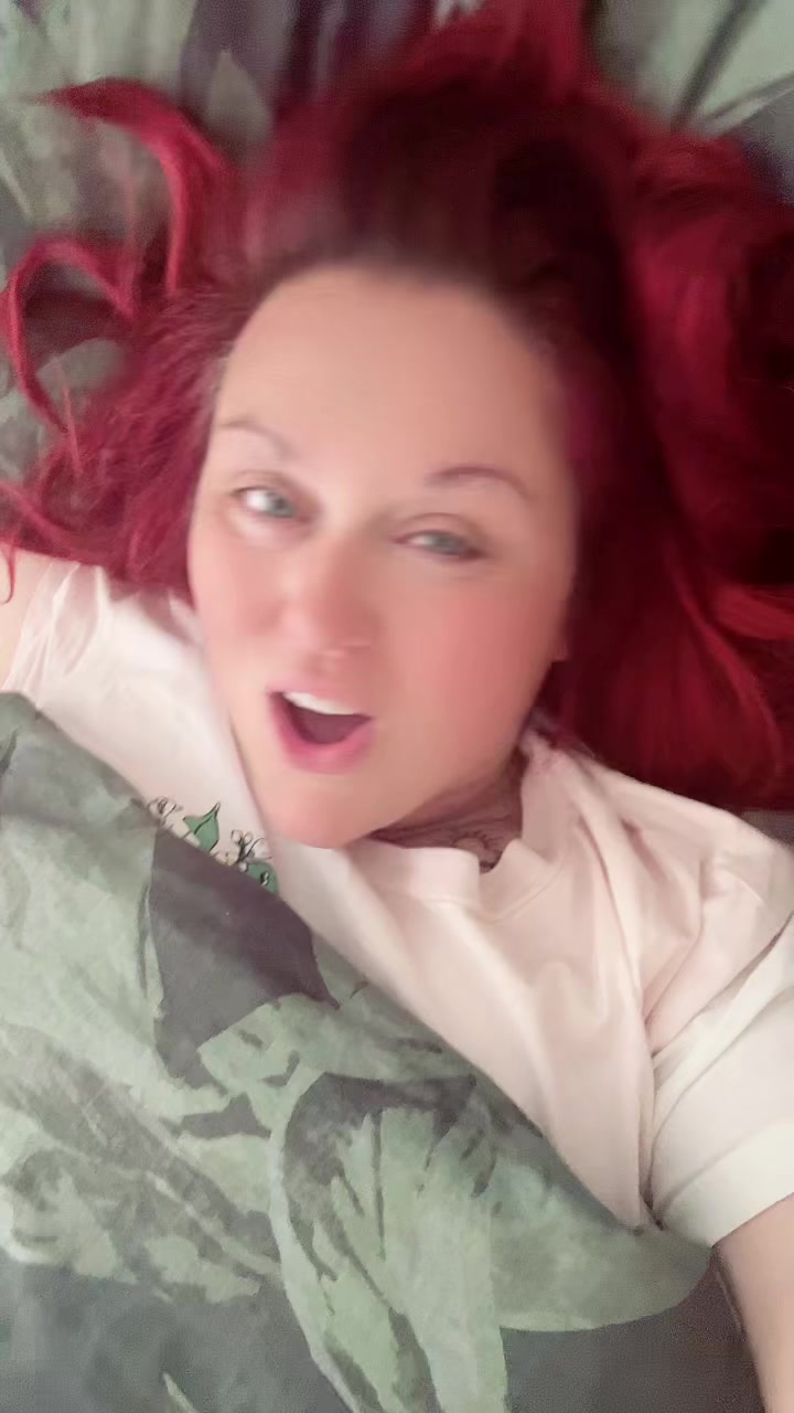 @SarahjustSarah_backup