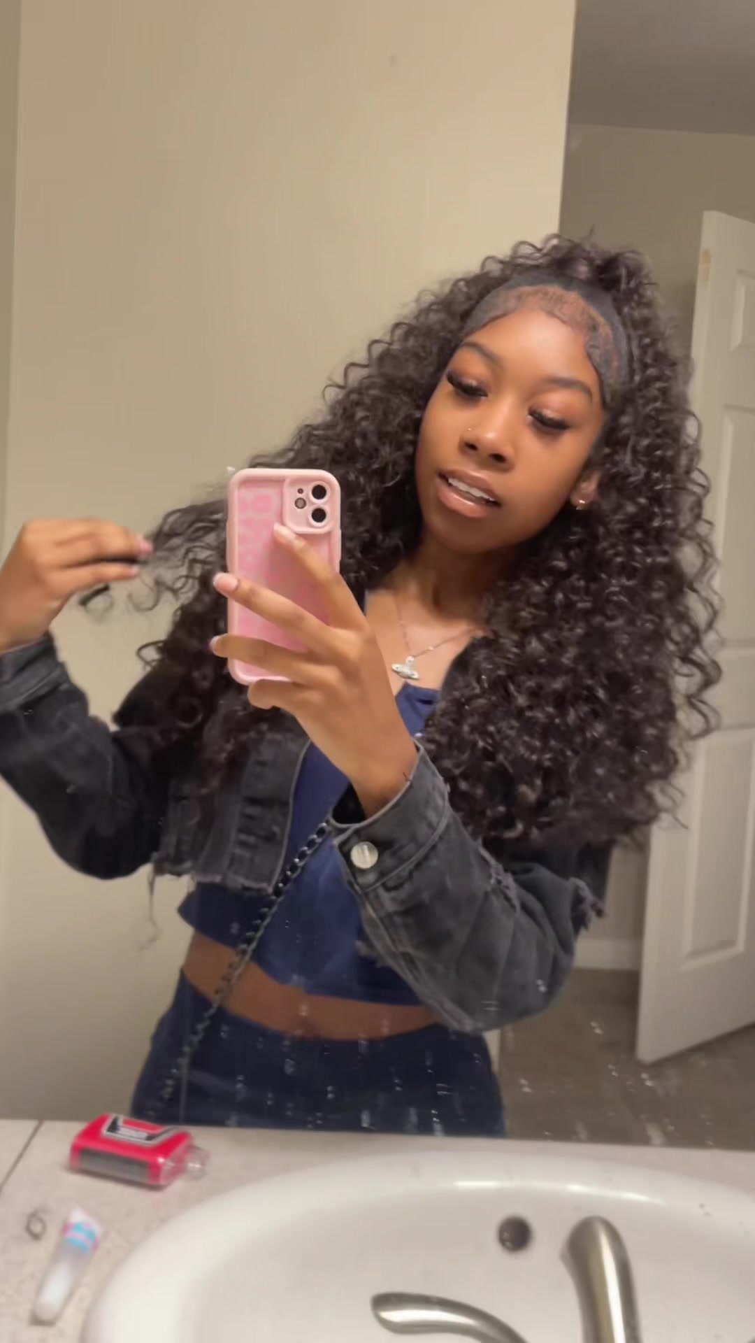 @😘
