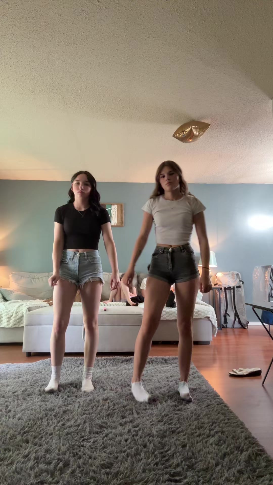 @BellaandTori