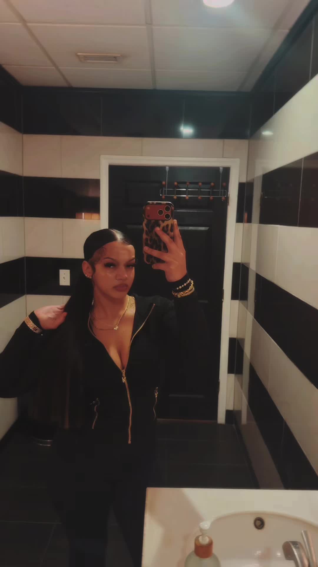 @angelina