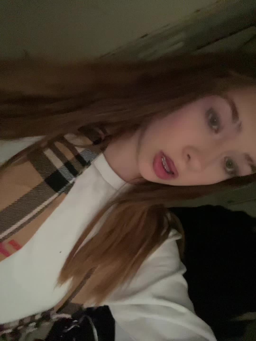 @🦢