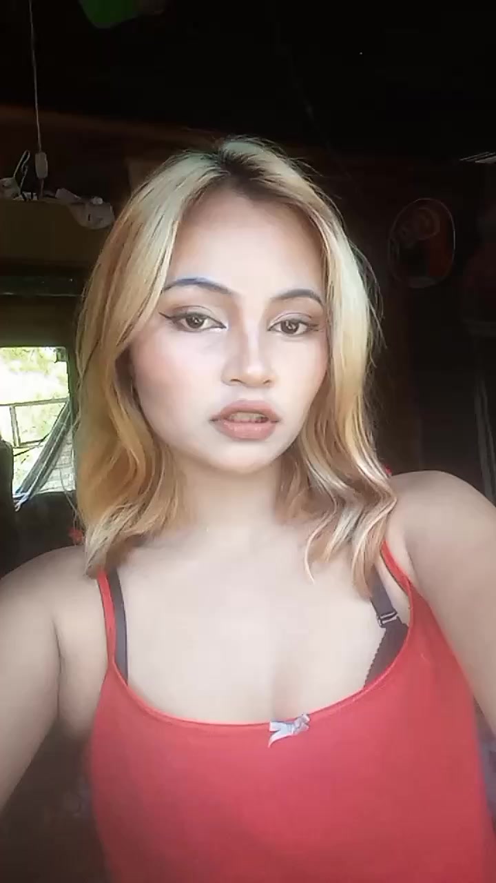 @Mae..